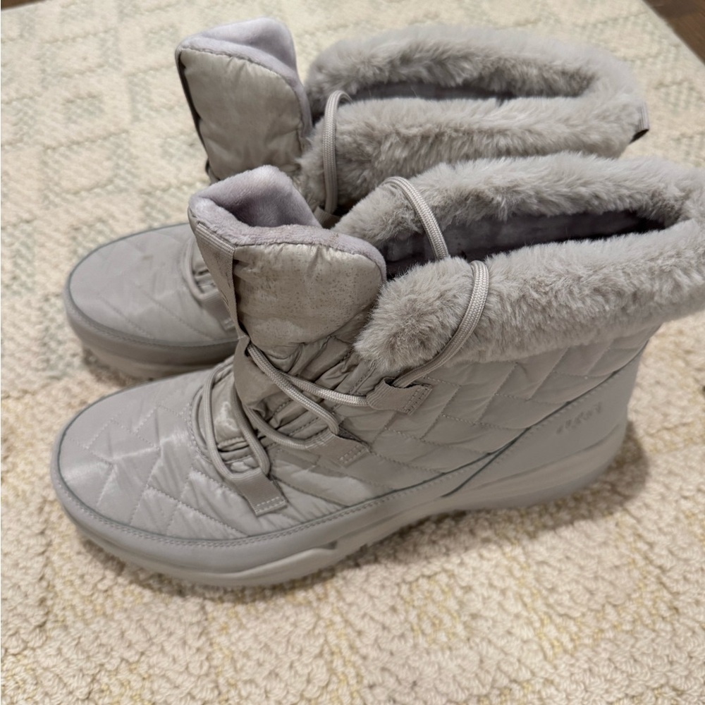 Women's Quilted Fur-Lined Boots size 11. Snow winter snowshoes - Picture 8 of 9